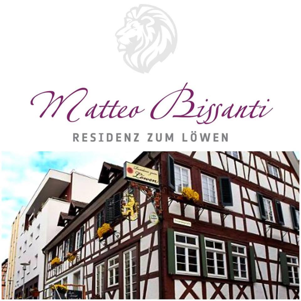 Hotel Zum Lowen Лар Екстериор снимка